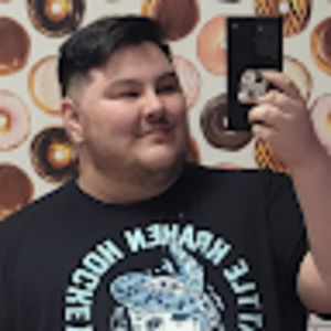 Meet your Posher, Alex